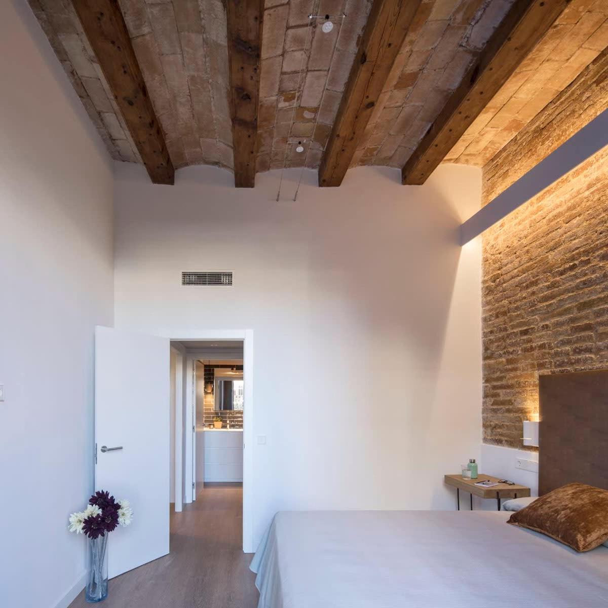 Pau Claris - Design Next To Paseo De Gracia